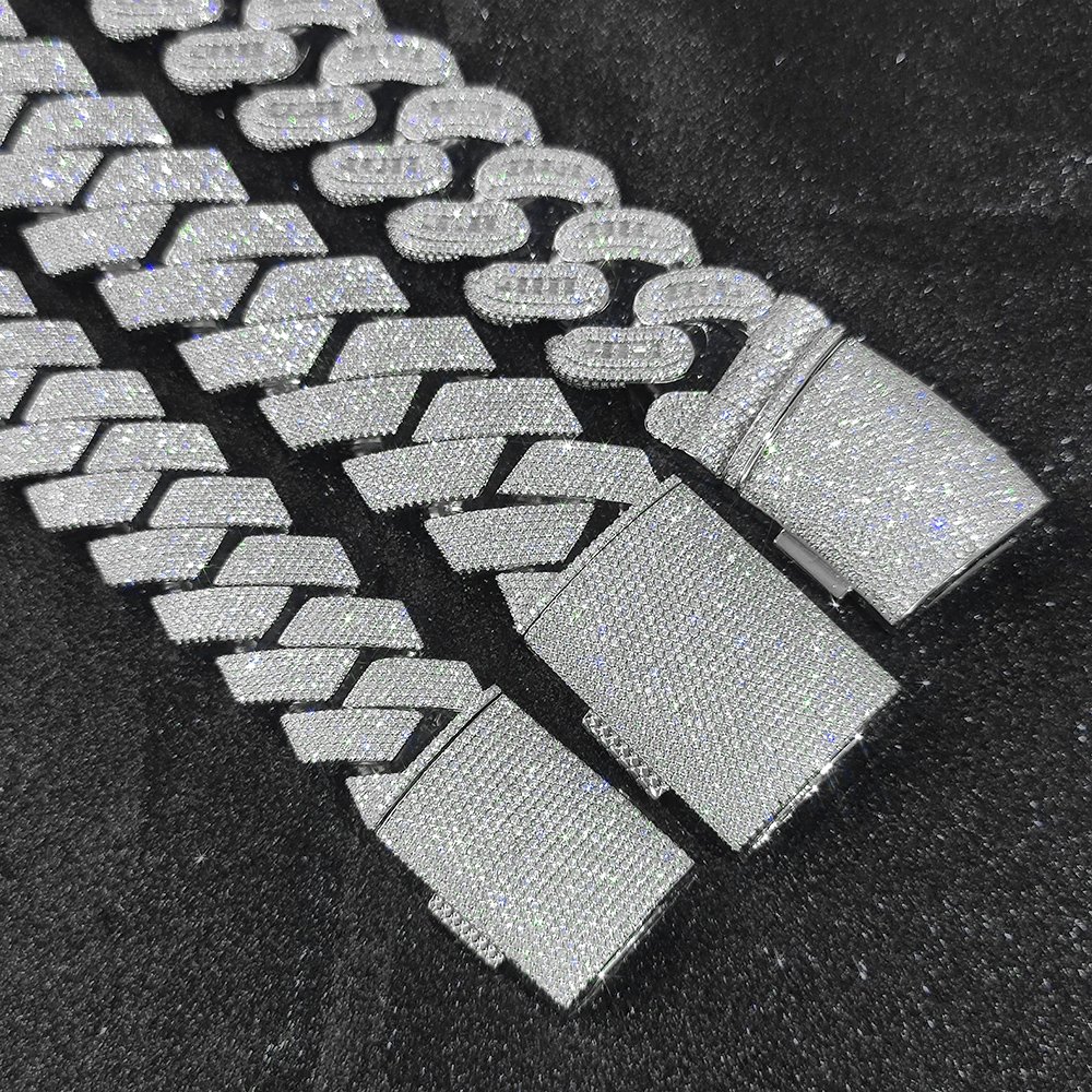 29MM Baguette Cuban Link Chain - Image 2
